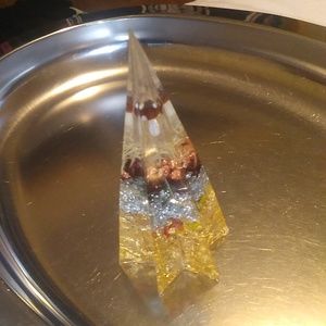 Mushroom orgonite pyramid